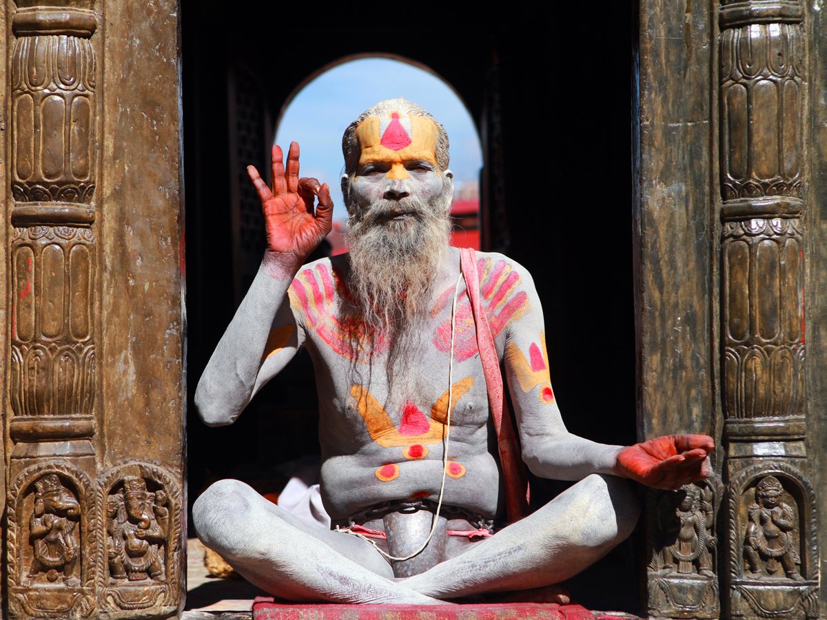 Baba&rsquo;s lifestyle is splendid at temple