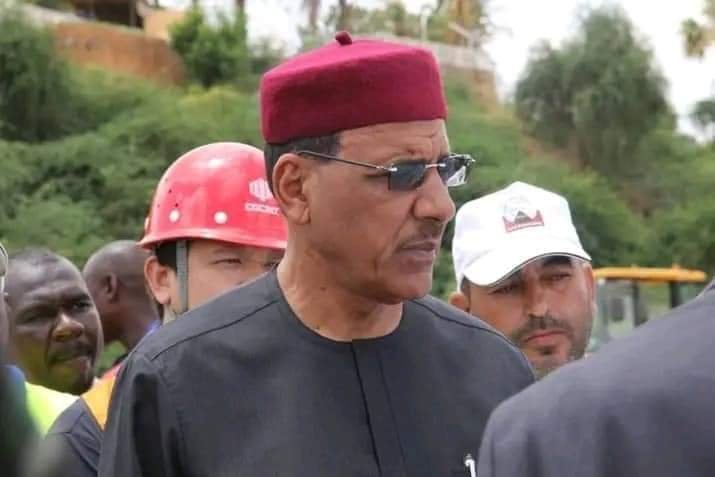 Coup de force au Niger: la CEDEAO exige la libération du président Bazoum.