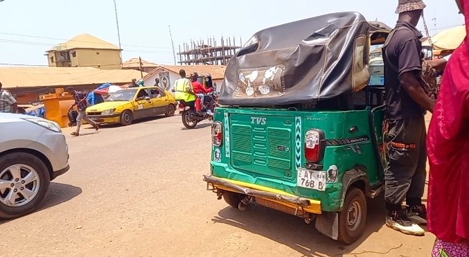 Manif des tricyclistes à Conakry: plusieurs arrestations à Lambranyi.