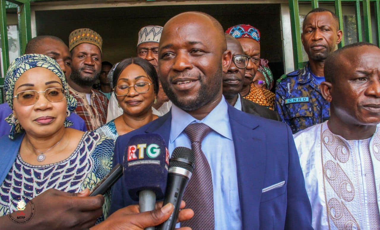 Guinée/fonction publique: le reste des concours est reporté.