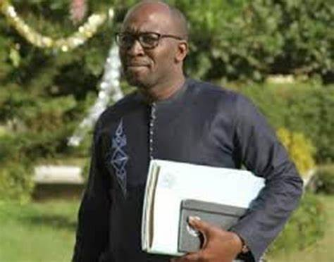 Transition en Guinée : la dynamique totalitaire et les ingrédients du chaos… (Par Kalifa Gassama Diaby)
