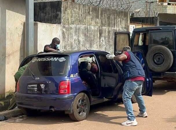 Découverte macabre dans un véhicule à Petit-Simbaya : « intoxication au monoxyde de carbone »